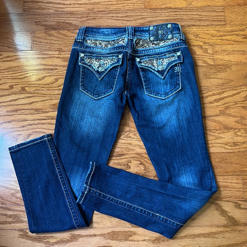 Miss me size 28 low rise skinny jeans with sequines
